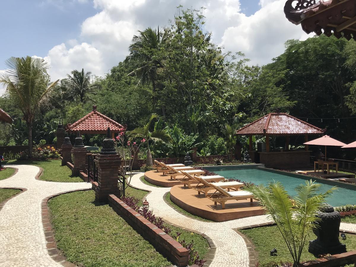 Rumah Dharma 2 Riverside Hotel มาเกอลัง ภายนอก รูปภาพ
